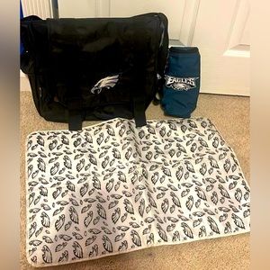 Philadelphia Eagles Diaper bag w/ matching changing pad and eagles bottle holder